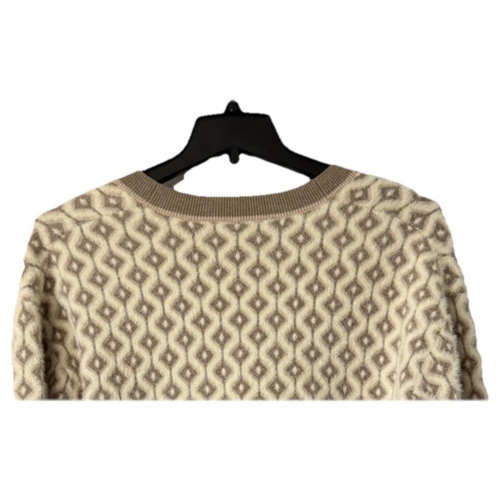 NWT Cupcakes and Cashmere Womens Long Sleeve Button Soft Cardigan Sweater Medium - Picture 10 of 12